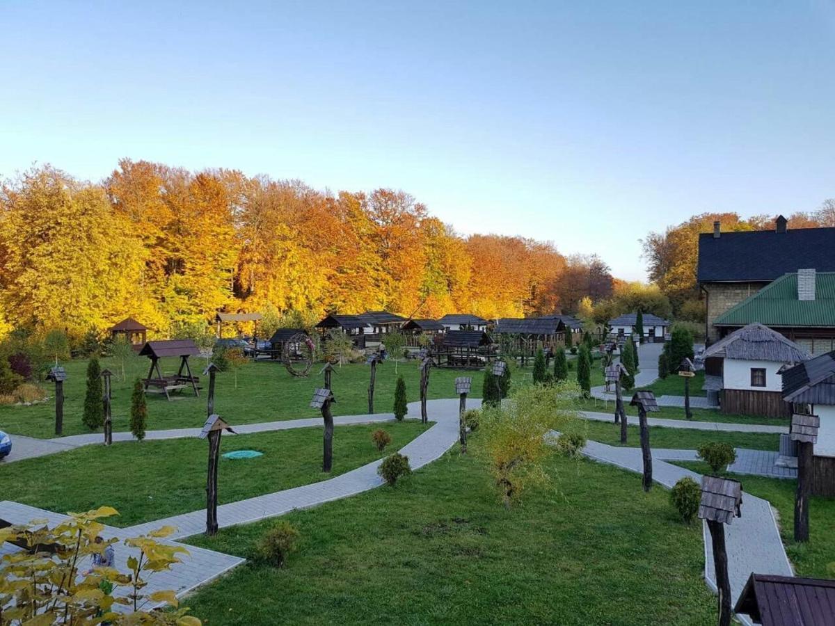 Hotel Orlyne Gnizdo Černovice Exteriér fotografie