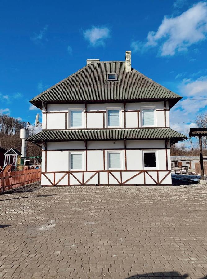 Hotel Orlyne Gnizdo Černovice Exteriér fotografie