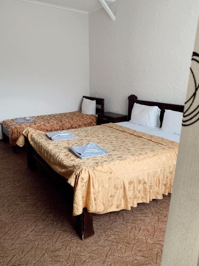 Hotel Orlyne Gnizdo Černovice Exteriér fotografie
